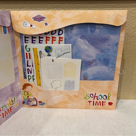 MARIANNE RICHMOND’S “How Time Flies” Scrapbooking Kit!! - Picture 5 of 7